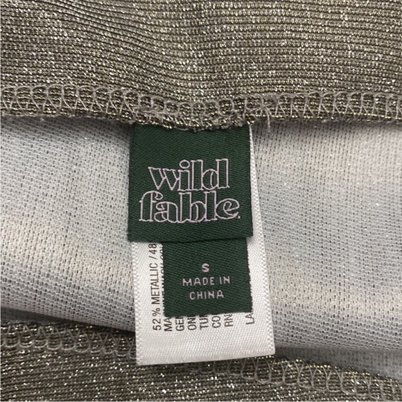 3/$20✨Wild Fable Shimmering Silver Pencil Skirt - Picture 2 of 8